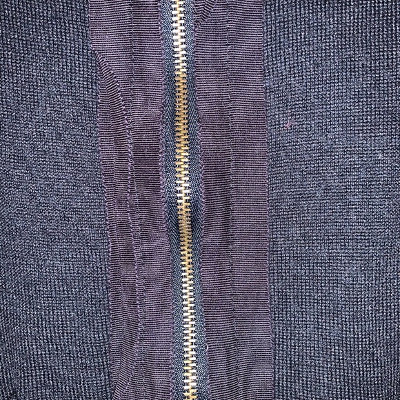 TAHARI, zip up cardigan - Picture 2 of 2